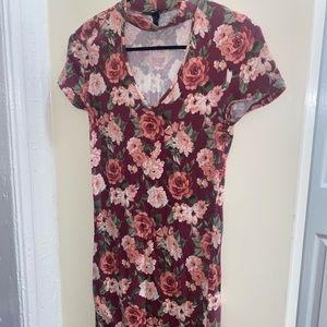 Bodycon flowery dress